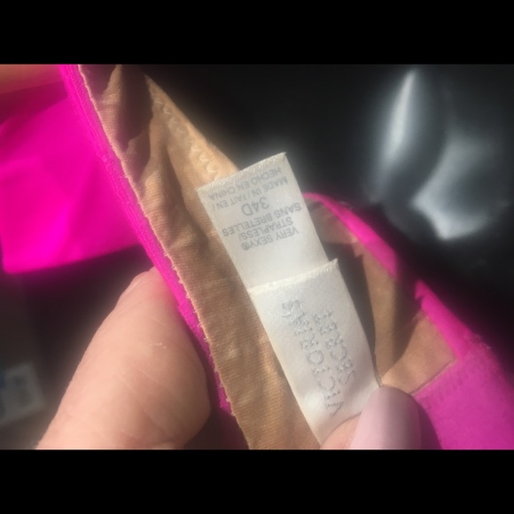 VS strapless push up bra - Picture 3 of 4